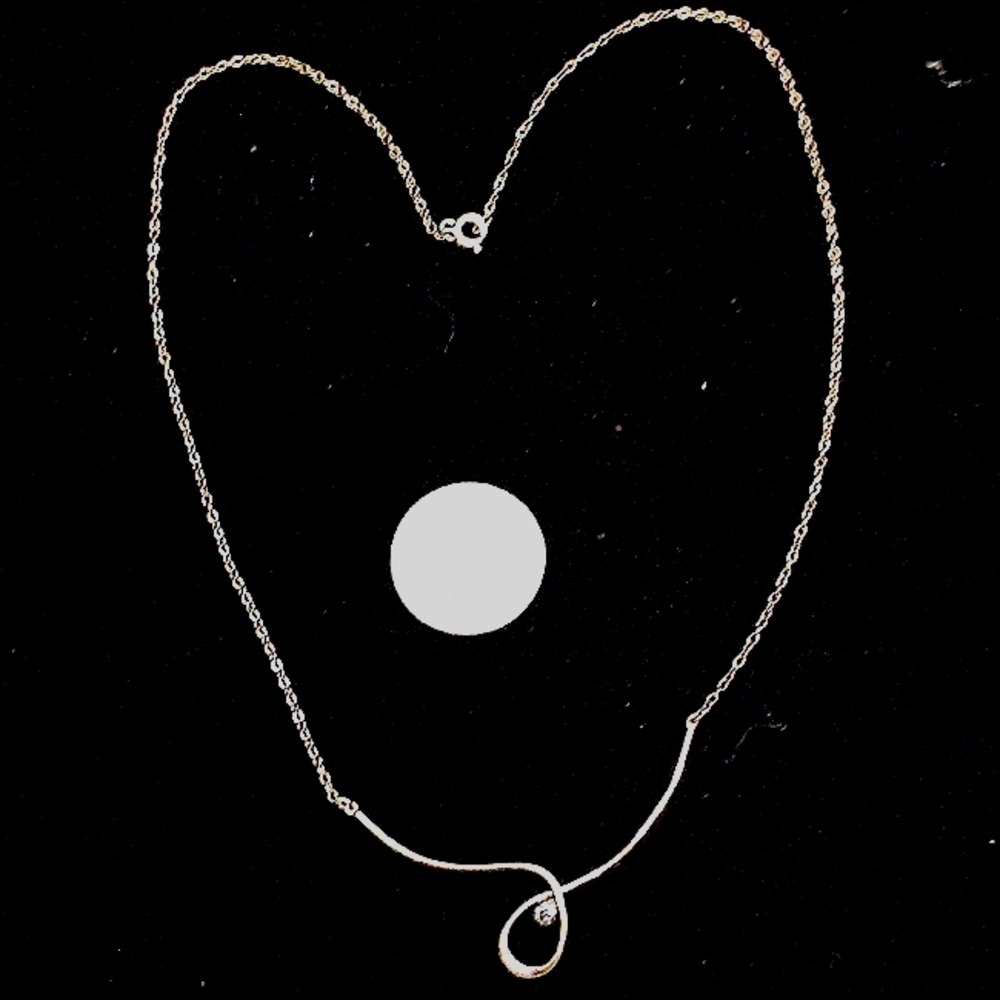 14k gf vintage Avon bar necklace w tiny diamond